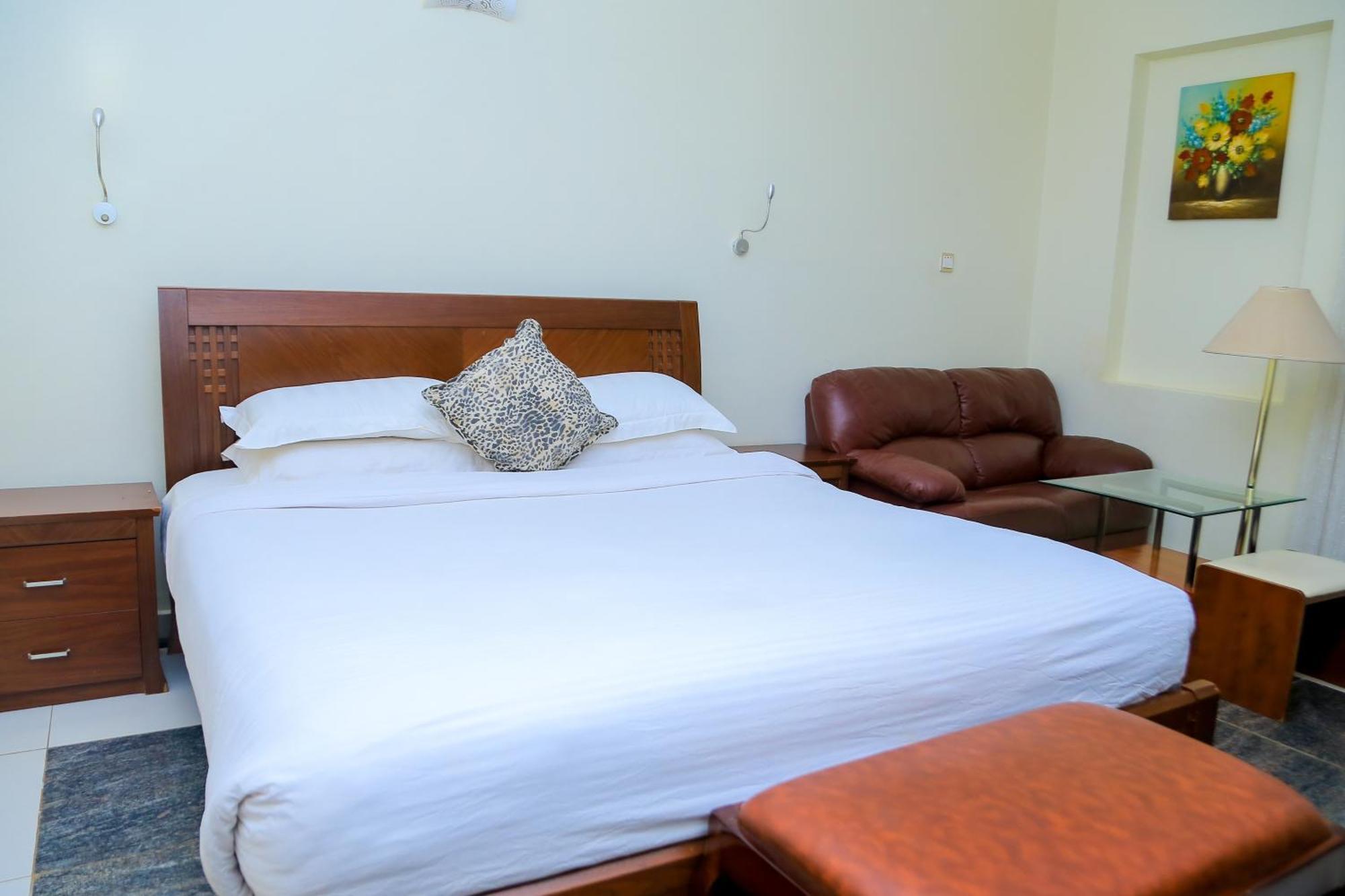 Bugolobi Shangri-La Hotel Muyenga מראה חיצוני תמונה