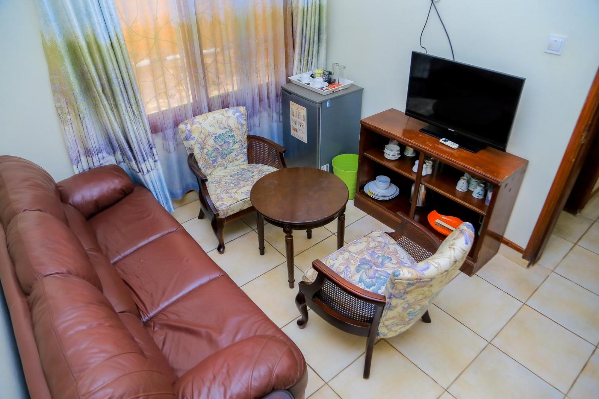 Bugolobi Shangri-La Hotel Muyenga מראה חיצוני תמונה