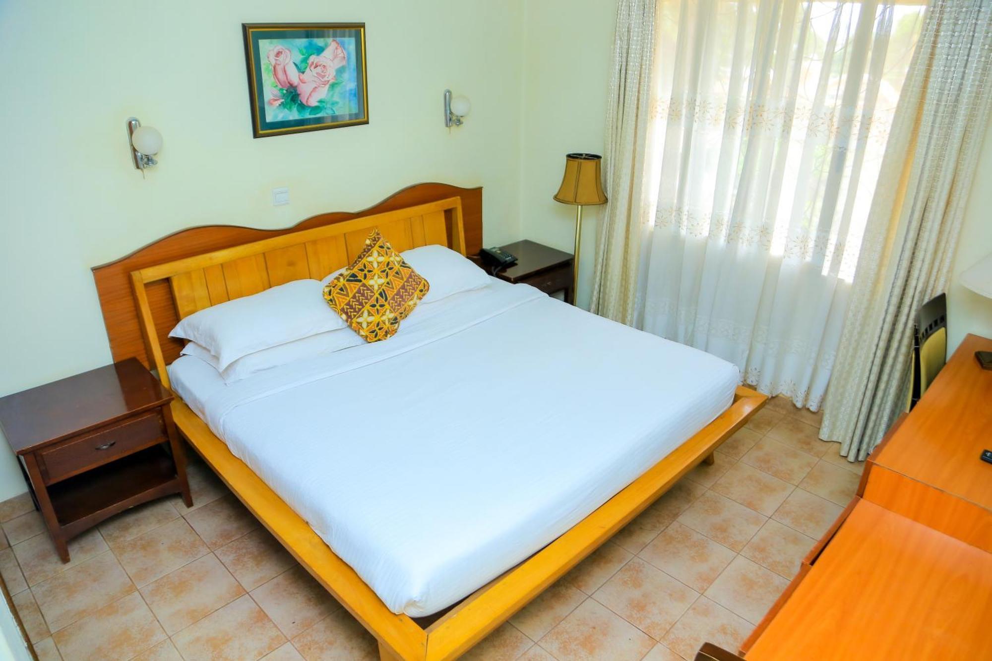 Bugolobi Shangri-La Hotel Muyenga מראה חיצוני תמונה