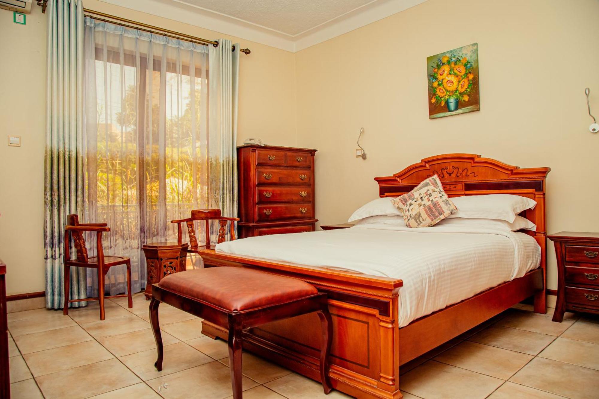 Bugolobi Shangri-La Hotel Muyenga מראה חיצוני תמונה