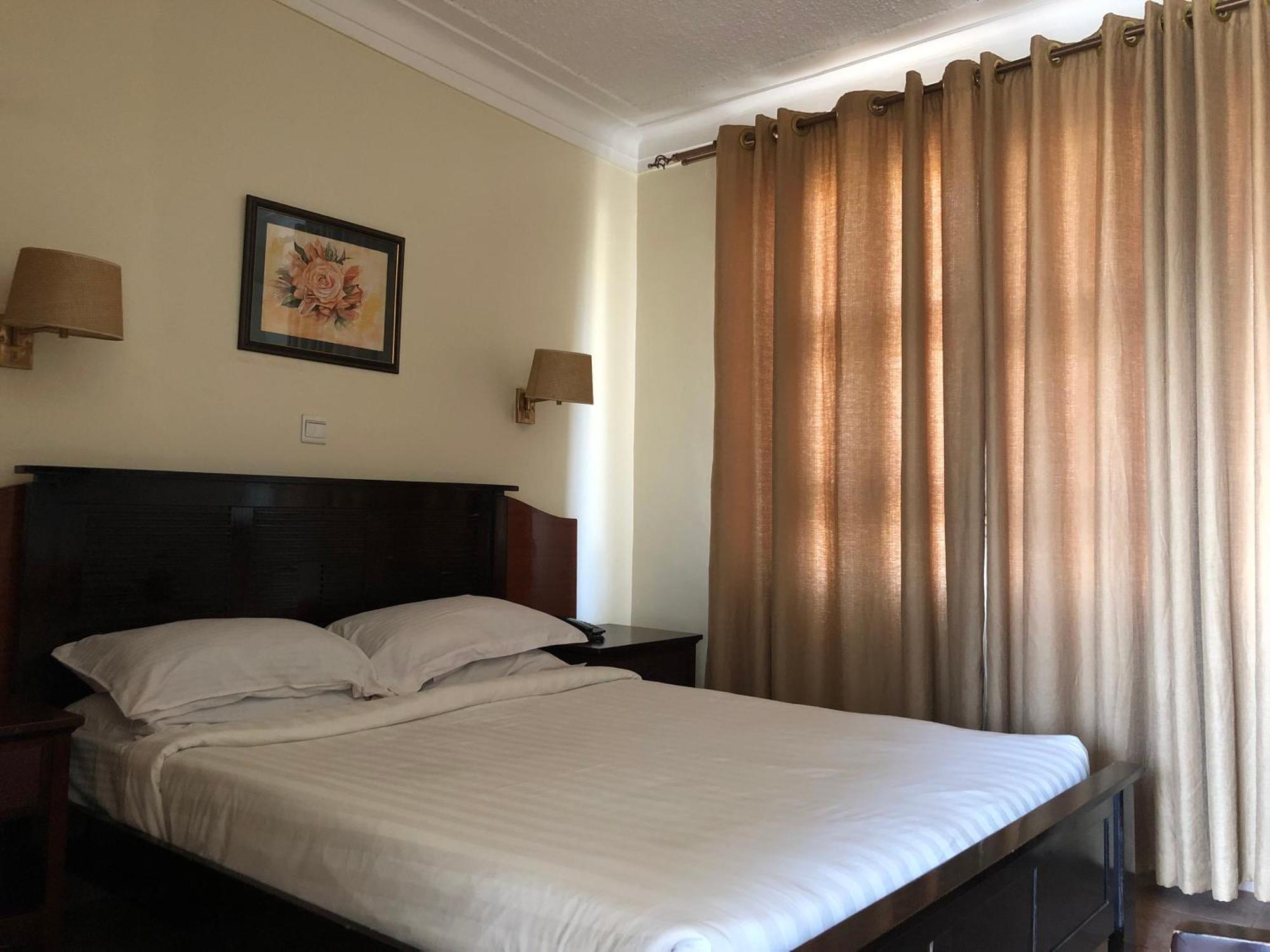 Bugolobi Shangri-La Hotel Muyenga מראה חיצוני תמונה