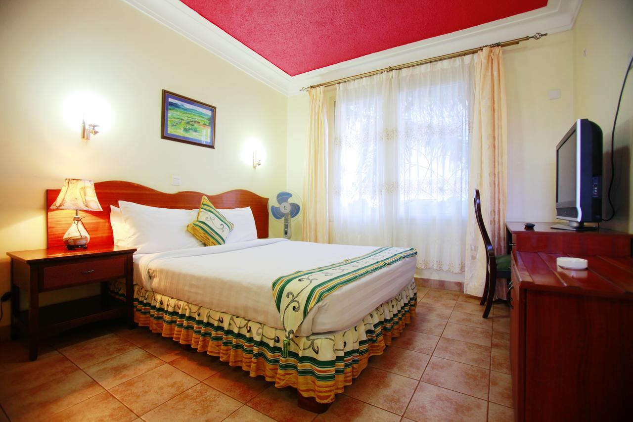 Bugolobi Shangri-La Hotel Muyenga מראה חיצוני תמונה
